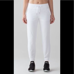 Lululemon Loop Back Jogger Size 12 NWOT